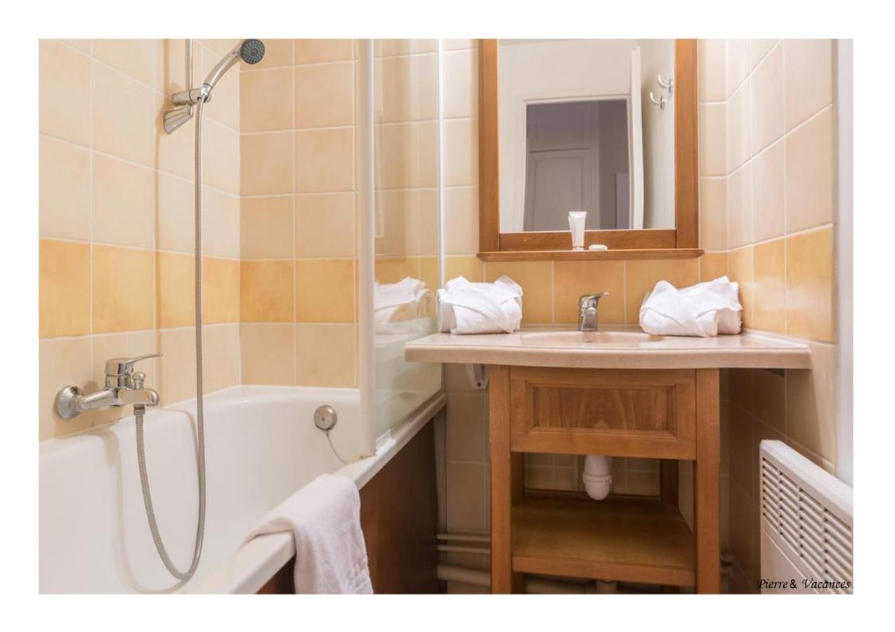 Charmant Appartement Avec Piscine. Monflanquin Ngoại thất bức ảnh