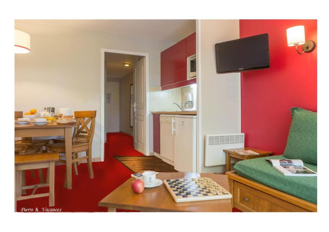 Charmant Appartement Avec Piscine. Monflanquin Ngoại thất bức ảnh
